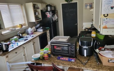 When to Call for Hoarding Cleanup: 5 Signs It’s Time to Bring in the Experts